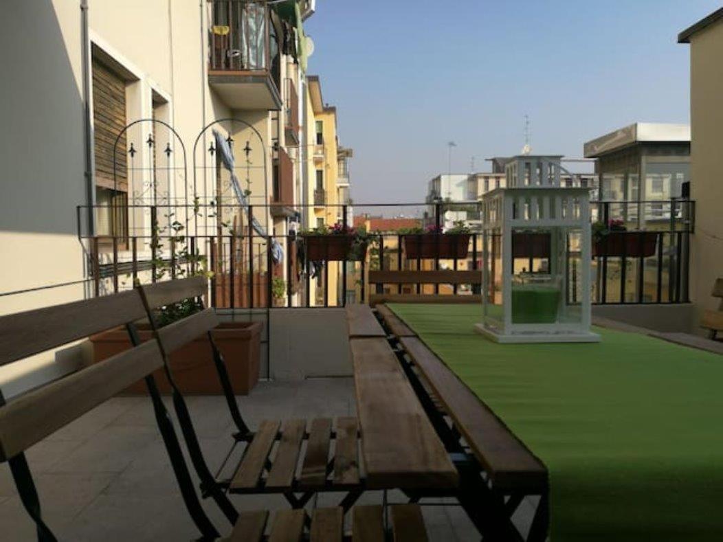 Appartamento Con Grande Terrazzo In Via Lomellina - Lome 527 Милан Экстерьер фото